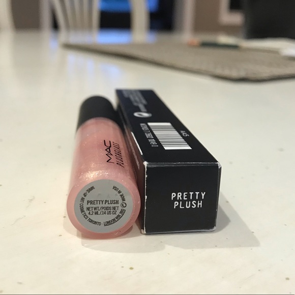 MAC Plushglass- Pretty Plush (Discont.) - Picture 6 of 8